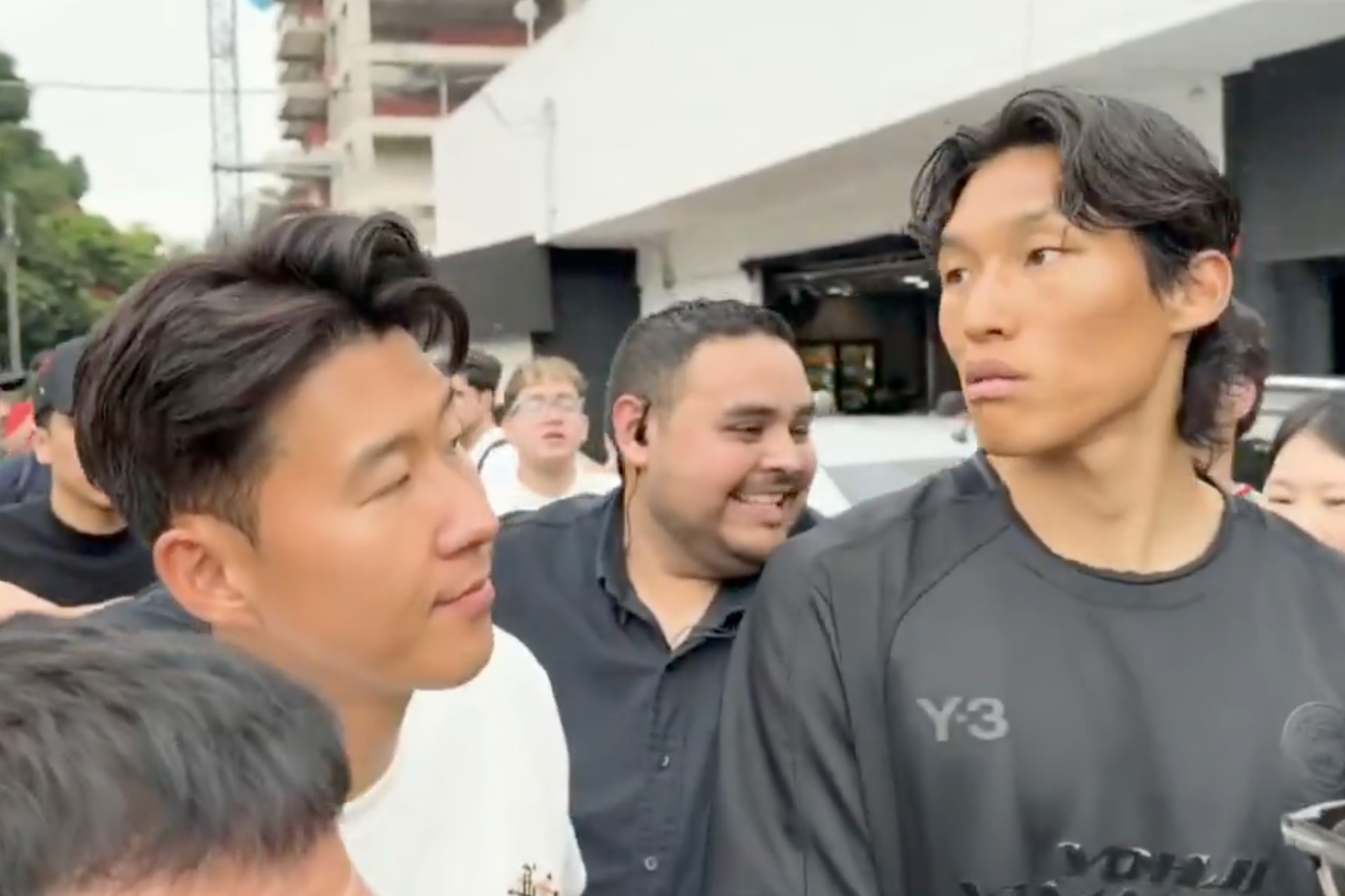 Jugadores de Corea del Sur cenan tacos en Guadalajara durante su día libre