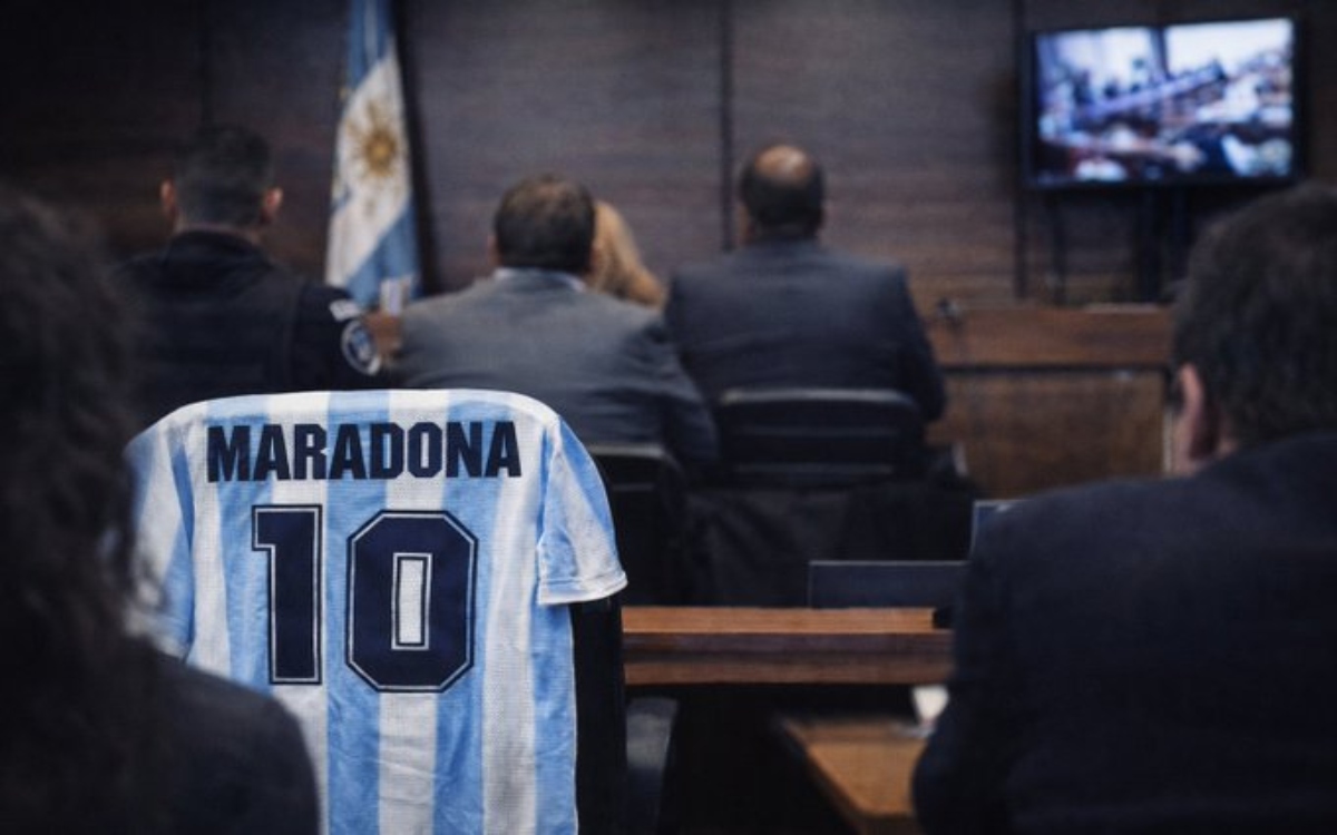 En juicio por muerte de Maradona, enfermero advirtió falta de equipos para emergencias