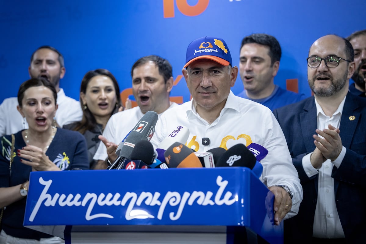 Pashinián renueva su mandato en Armenia con el 49,8% de los votos tras comicios marcados por tensiones