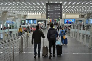 Estudio revela que el Mundial 2026 no impacta significativamente en Airbnb CDMX; taxis del AICM lanzan descuentos