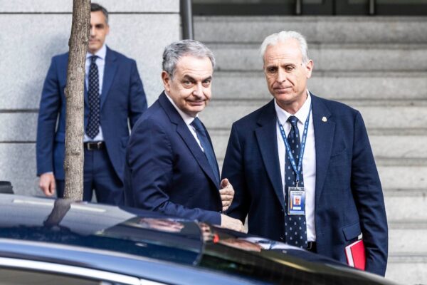 Zapatero declara ante la Audiencia Nacional y el juez mantiene los indicios de criminalidad
