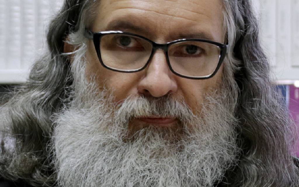 Gabriel Trujillo Muñoz reflexiona sobre su trayectoria poética y sus influencias