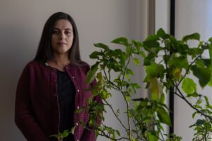 Administración Trump revoca ciudadanía a migrantes naturalizados y endurece controles financieros