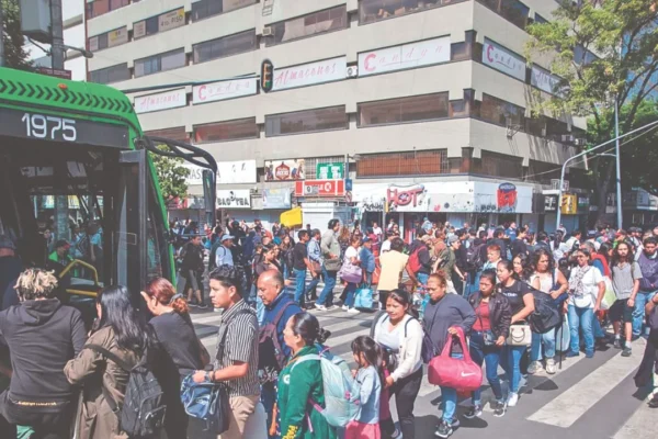 Caos vial en CDMX por obras y marchas; México confirma a Tijuana como sede de la selección de Irán
