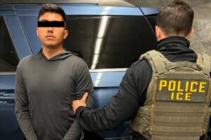 ICE detiene en California a exmilitar mexicano buscado por caso Ayotzinapa