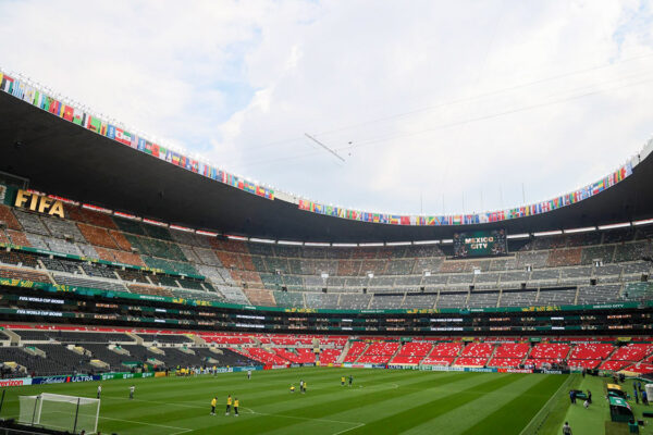 Titulares de palcos mantienen litigio contra FIFA y Ollamani por derechos en el Estadio Ciudad de México