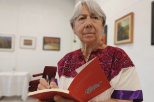 Rosina Conde presenta en Tijuana su nuevo libro de cuentos ‘El corazón tiene razones que la razón no entiende’