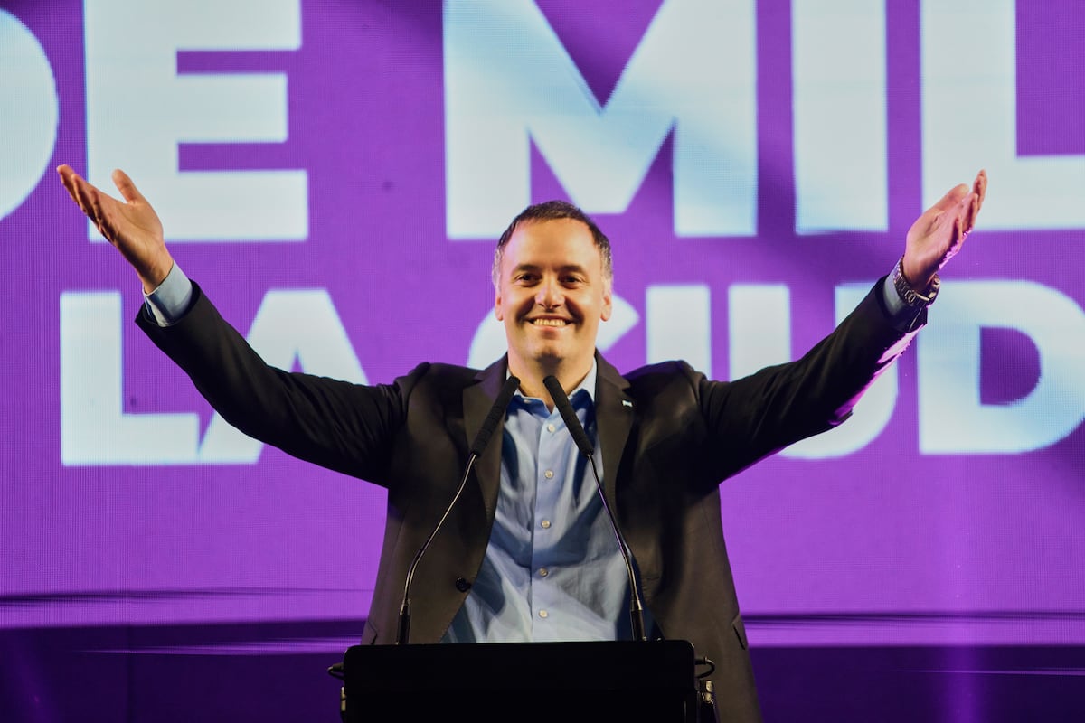 Manuel Adorni admite omisión de 300.000 dólares en criptomonedas y gastos no declarados