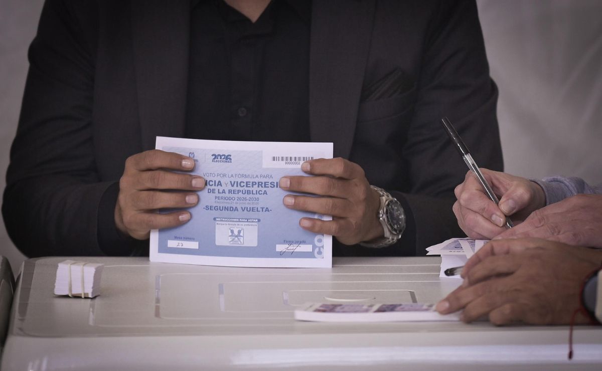 Colombia elige hoy a su nuevo presidente entre Abelardo de la Espriella e Iván Cepeda