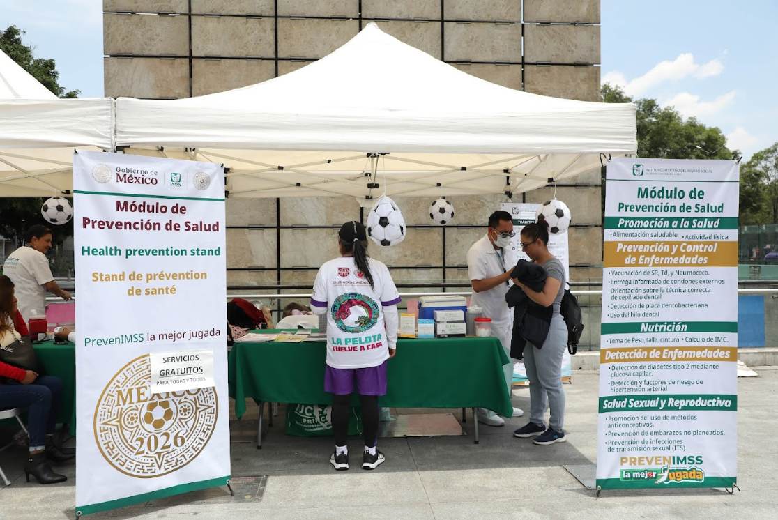 IMSS instala módulo PrevenIMSS en Chapultepec con servicios de salud gratuitos