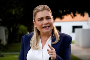 Acusa Maru Campos a Morena de proteger políticos vinculados al narco