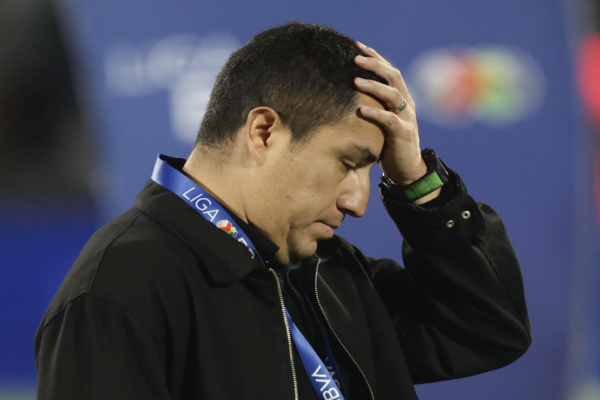 Pumas oficializa la salida de Efraín Juárez tras perder la final del Clausura 2026