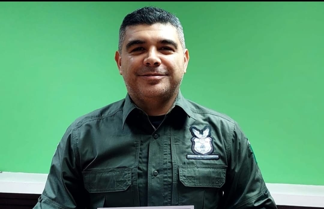 Exjefe policial de Sinaloa solicita amparo contra bloqueo de cuentas bancarias