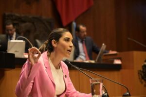 Cancelan entrega de respuesta de la SEP al IPN por intento de devolución de dinero; destacan reformas educativas