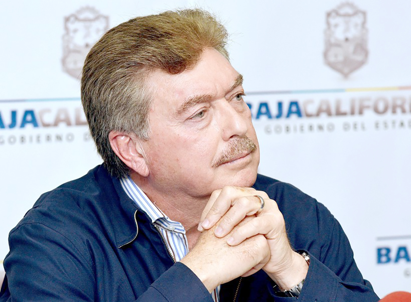 Columna critica crisis financiera del Issstecali y gestión de Kiko Vega