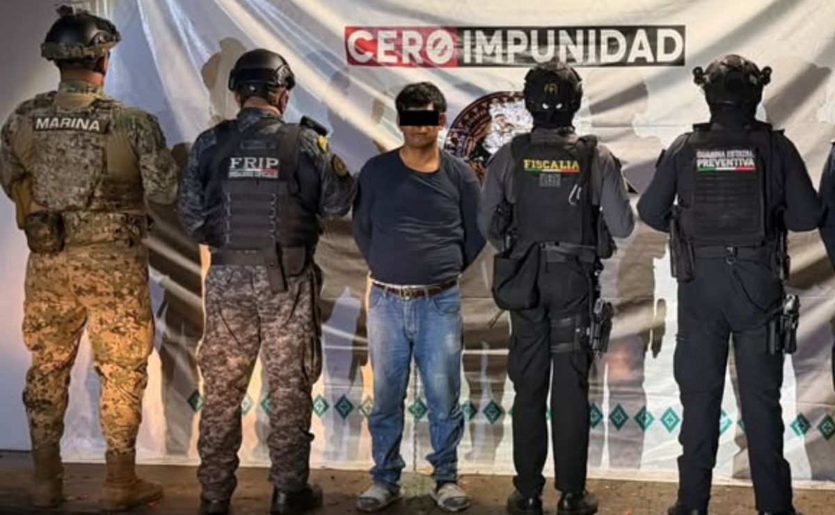 FGR extradita a narcotraficante y recibe a presunto autor de feminicidio; detienen a líder de MS-13 y exmilitar vinculado a Ayotzinapa