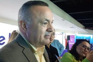 Selección de Irán llega a Tijuana bajo estricto protocolo FIFA sin acceso público
