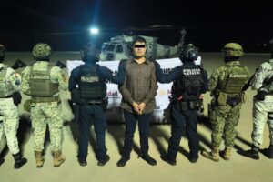 Detienen en Sinaloa a ‘Gabito’, jefe regional de Los Chapitos y compadre de Iván Archivaldo Guzmán