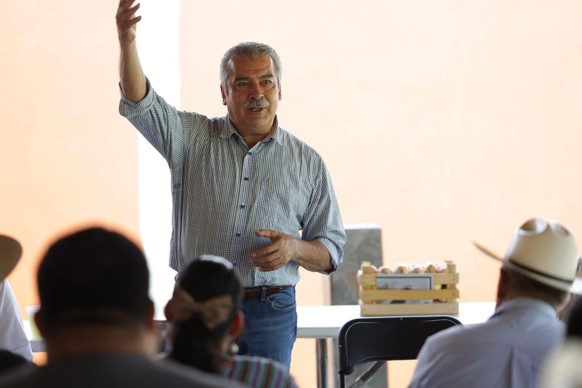 Fiscalía de Michoacán cita al senador Raúl Morón como testigo por asesinato del alcalde Carlos Manzo