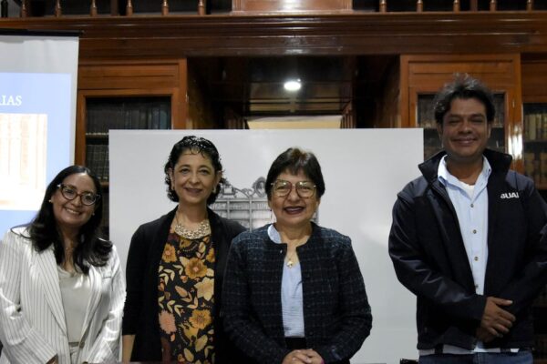 Inaugura Lilia Cedillo Coloquio Internacional por los 140 años de la Biblioteca Lafragua