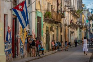 Cuba denuncia ‘bloqueo total’ de EE.UU. contra su sector energético y economía