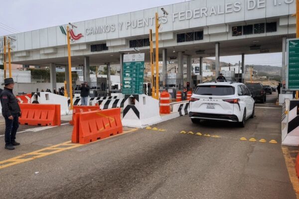 Decomisan 59 explosivos en autobuses de manifestantes y CNTE mantiene paros y tomas en varios estados