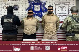 Detienen en Mexicali a dos colombianos con armas y vehículos robados
