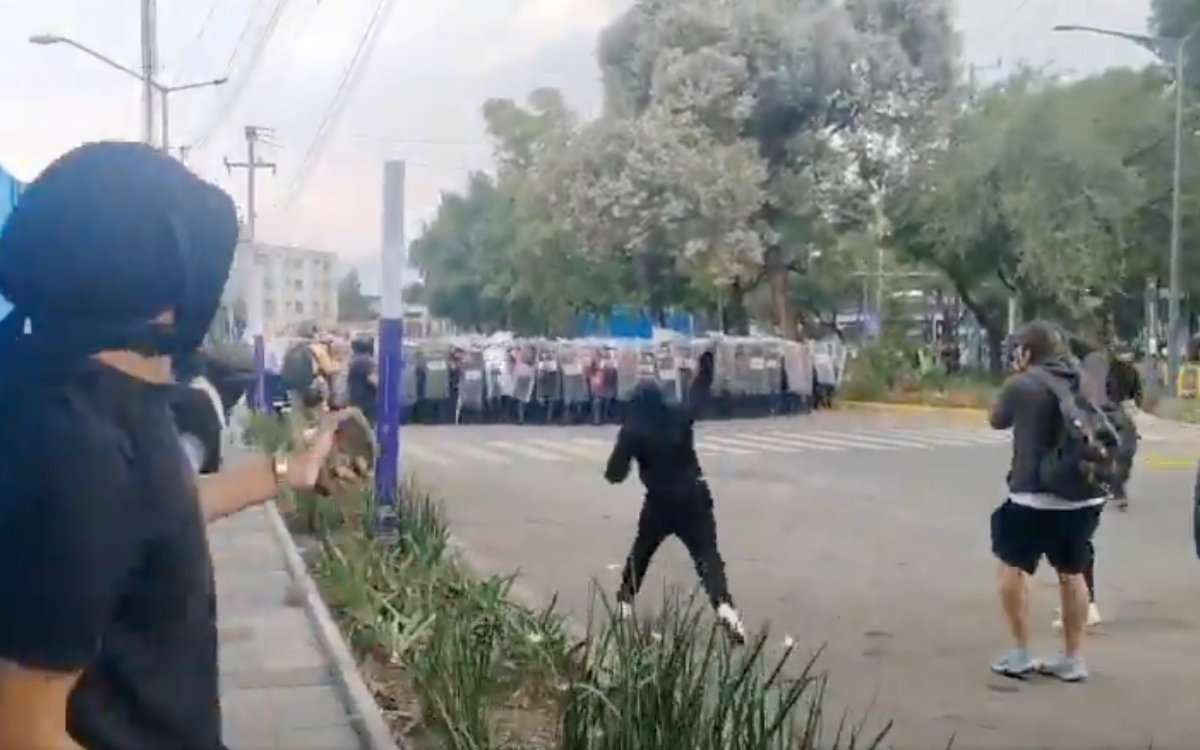 Enfrentamientos y operativos de seguridad durante la jornada inaugural