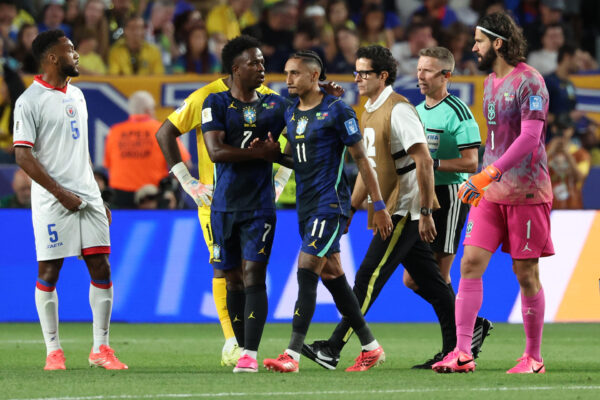 Raphinha sufre lesión muscular y es baja con Brasil para el partido contra Escocia