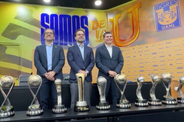 Carlos Emilio González asume la presidencia de Tigres