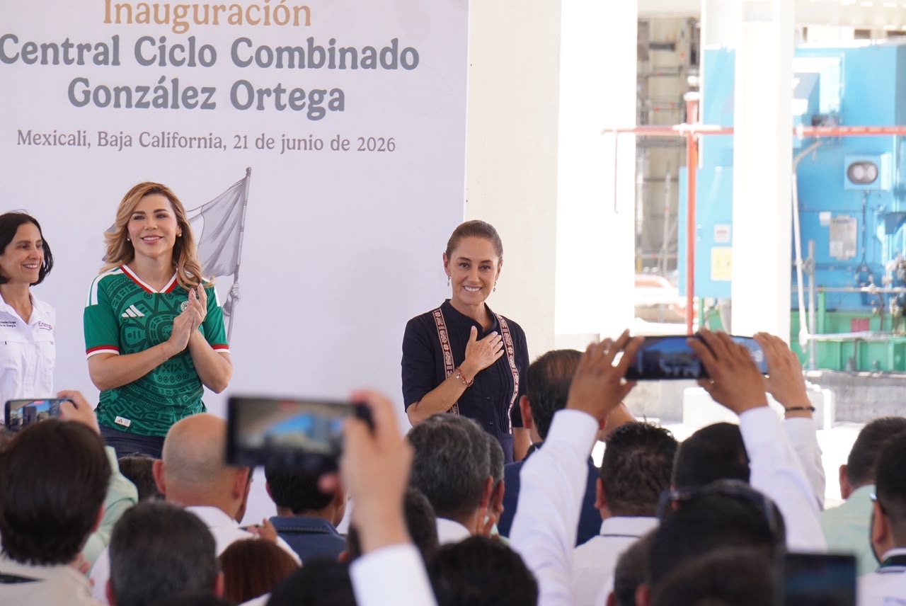 Sheinbaum inaugura Central González Ortega en Mexicali; anuncia sustitución de 4 mil postes y subsidios eléctricos