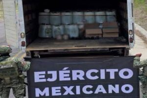Aseguran 24 mil 400 litros de metanfetamina líquida en Los Mochis; es el segundo decomiso histórico