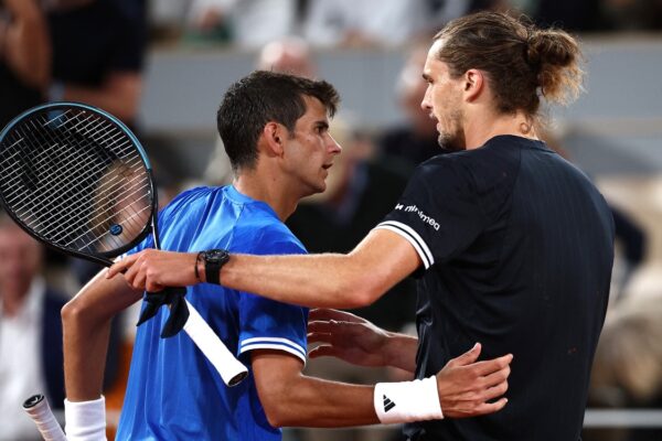 Alexander Zverev elimina a Rafael Jódar y avanza a semifinales de Roland Garros