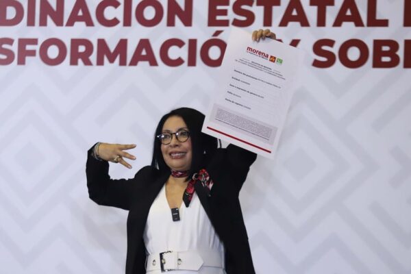 Esthela Damián se inscribe en Morena para buscar la gubernatura de Guerrero en 2027