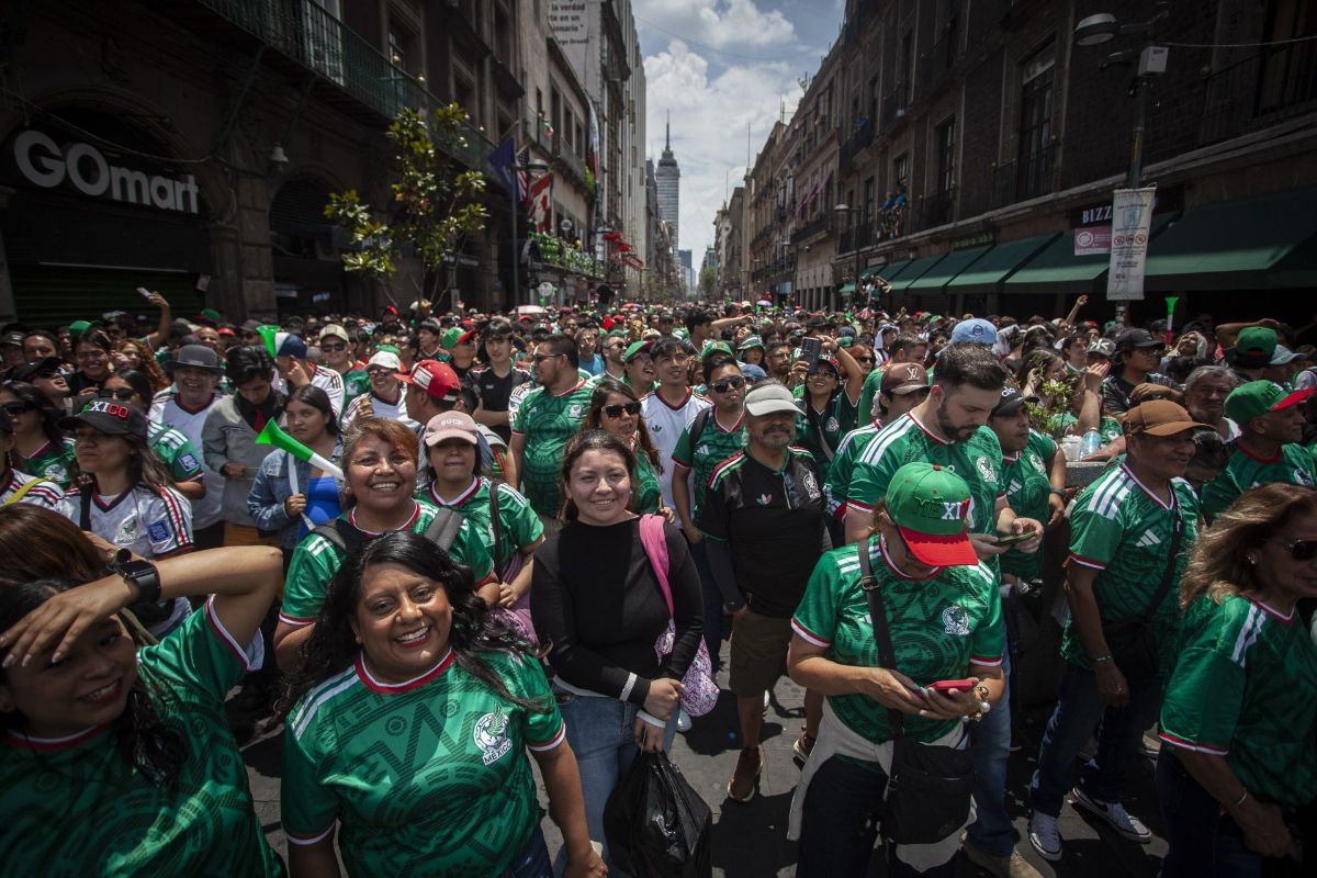 Éxito logístico y festejos masivos en CDMX por el Mundial