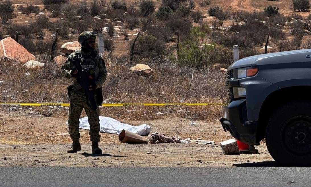 Confirman identidad de menor torturado y ejecutado en carretera de Tecate