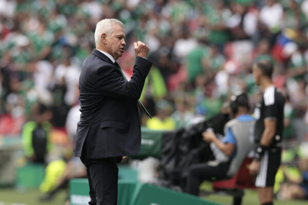 Aguirre baraja tres cambios en el once titular de México para enfrentar a Corea del Sur