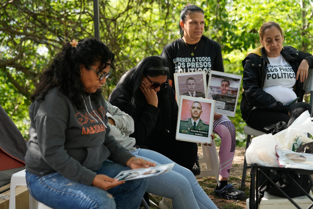 Gobierno venezolano autoriza excarcelación de 54 presos políticos militares