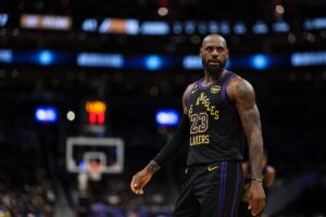 LeBron James no renovará con los Lakers pero seguirá en la NBA