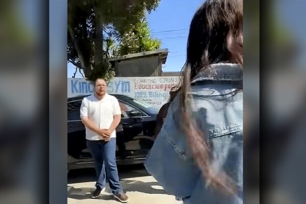 Altercado en preescolar de Tijuana por suspensión de régimen de convivencia de Alejandra Gaxiola