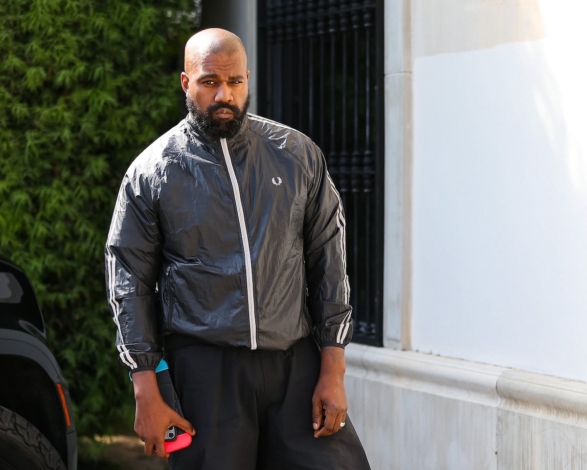 Kanye West celebra su cumpleaños 49 con fiesta de máscaras en Versalles