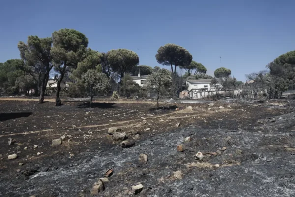 Incendios simultáneos en Madrid obligan a evacuar a más de 10.000 personas