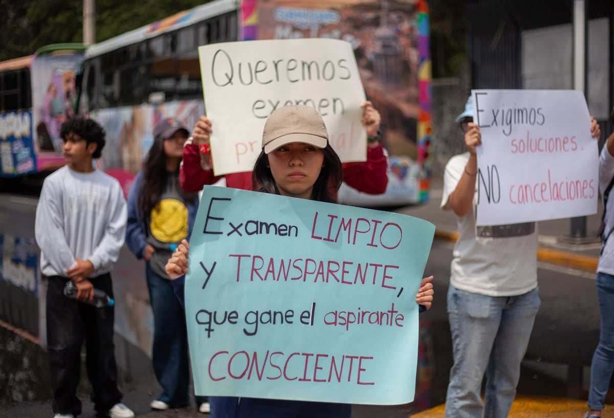 UNAM investiga uso de IA en examen de admisión y detiene inscripciones