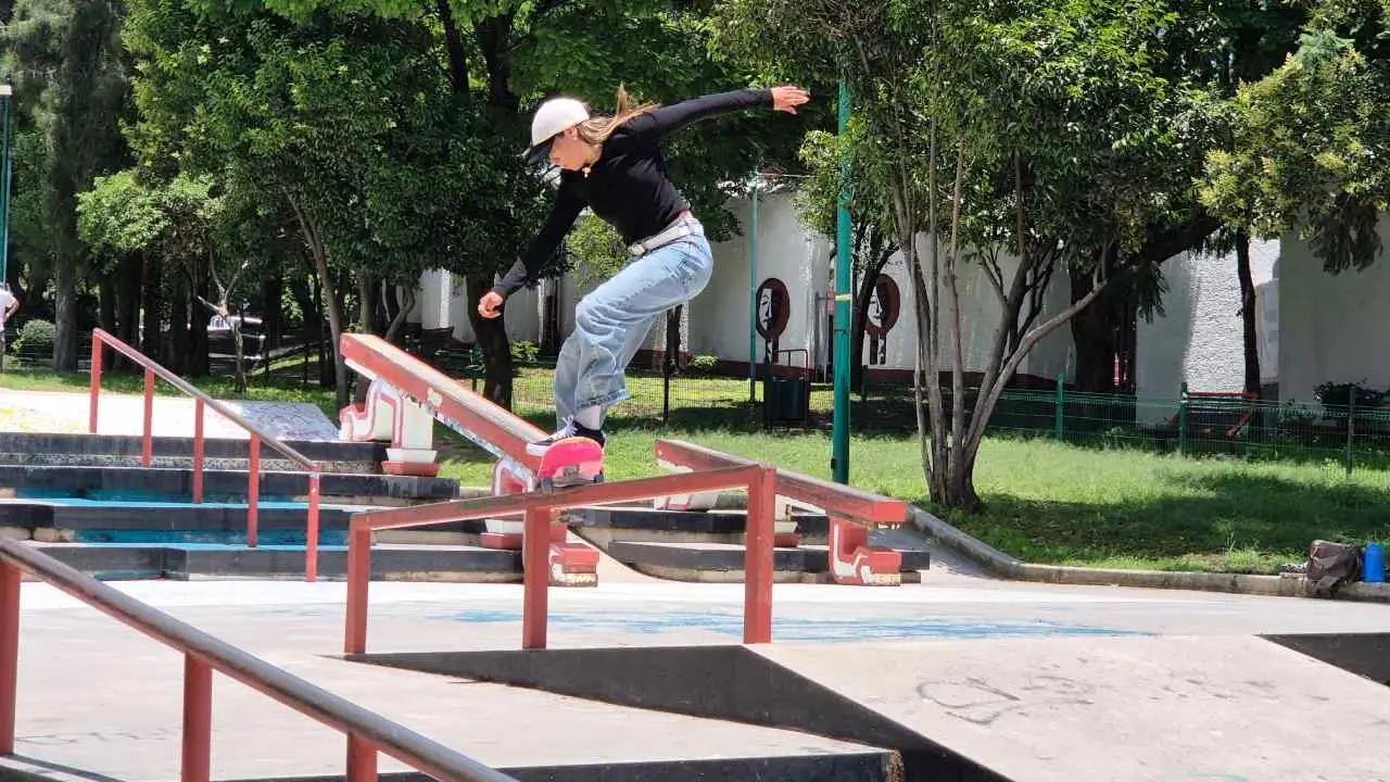 Geraldine Sánchez y Brayan Coria representarán a México en skateboarding street en Juegos Centroamericanos