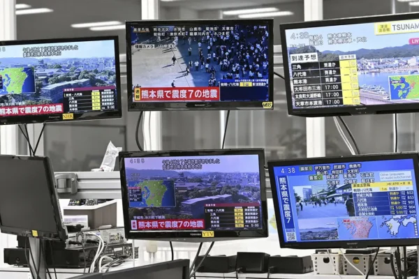 Dos sismos de magnitudes 7.1 y 6.1 dejan al menos 50 heridos en Kumamoto, Japón