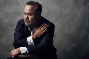Javier Camarena cierra temporada 2025/2026 con éxito y anuncia regreso a México