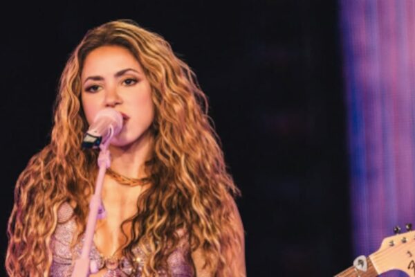 Shakira denuncia uso de inteligencia artificial para crear imágenes falsas con fines publicitarios y rumores