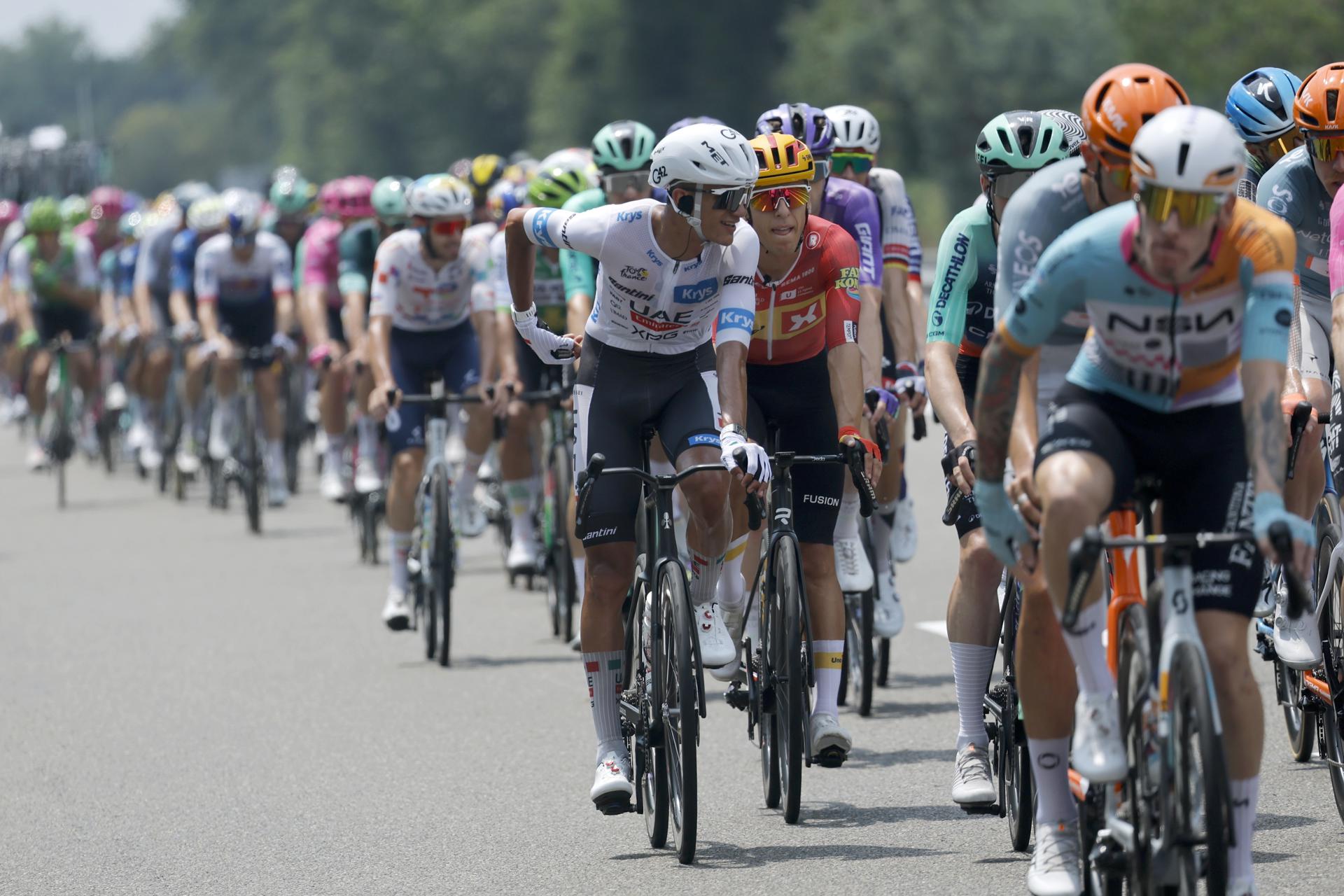 Isaac del Toro mantiene tercer lugar en el Tour de Francia tras séptima etapa