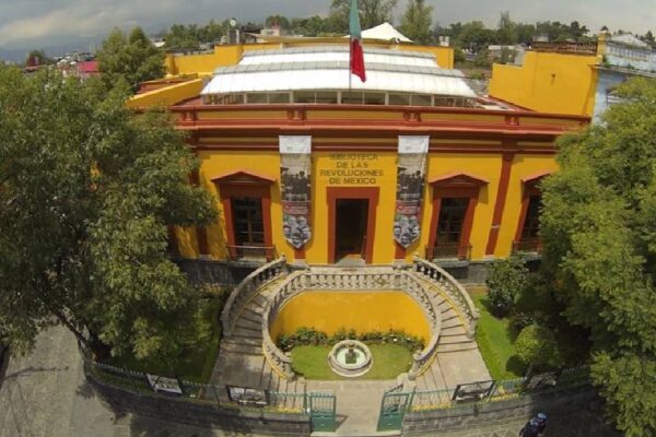INEHRM se convierte en centro de estudios de posgrado y pasa a la Secihti