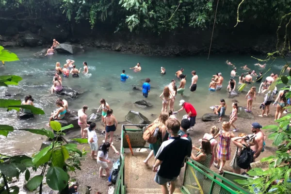 Catarata La Fortuna: un modelo de turismo comunitario reconocido mundialmente